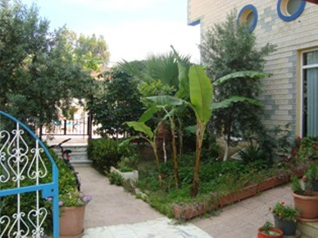 Golden Moon Apart Hotel Kusadasi Exterior photo