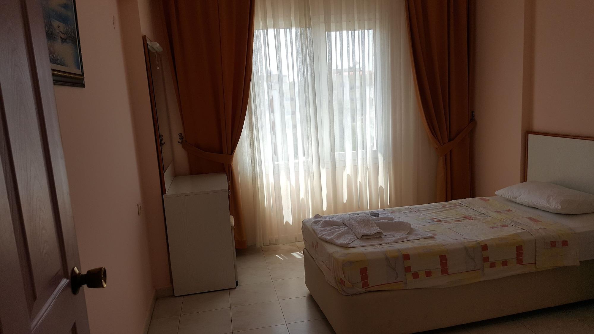 Golden Moon Apart Hotel Kusadasi Exterior photo