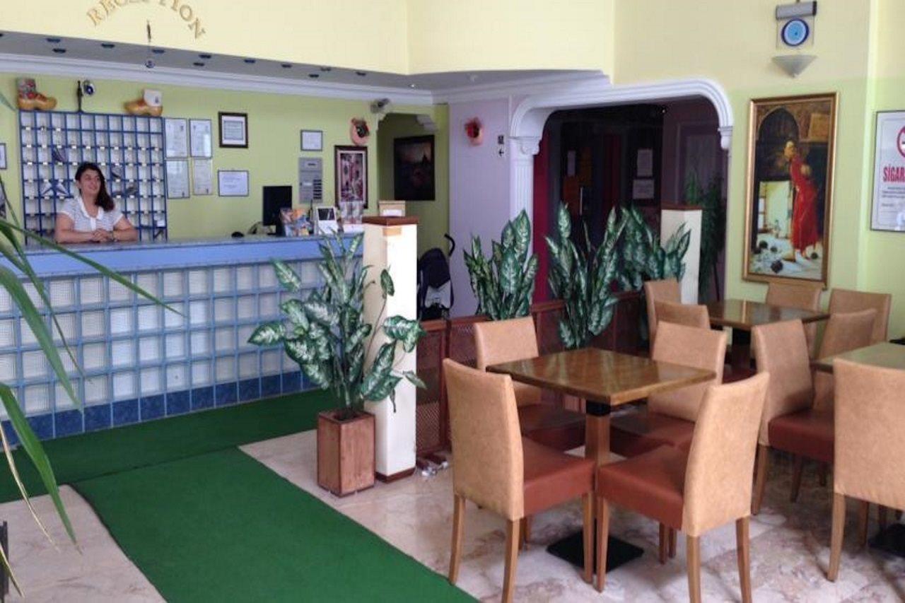Golden Moon Apart Hotel Kusadasi Exterior photo